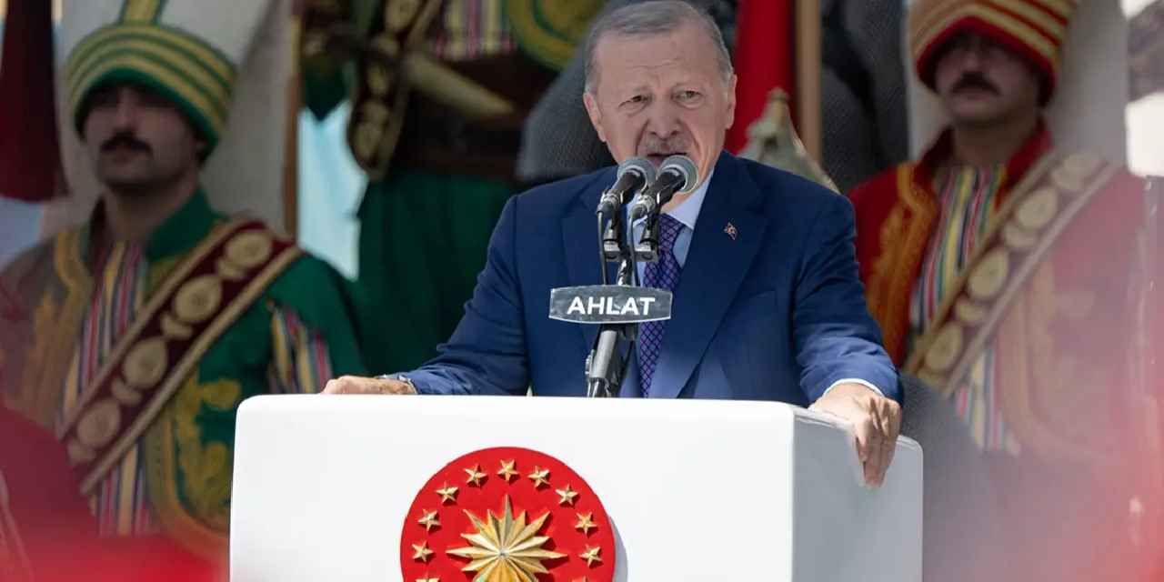 Erdoğan’dan Ahlat’ta mesaj: Terörsüz Türkiye'de yeni dönem başlayacak