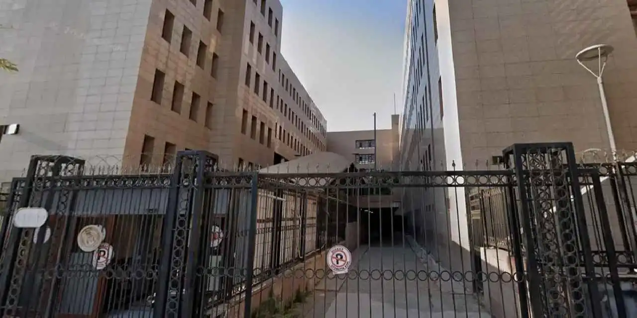 İzmir’de silah imalatı ve ticareti operasyonu! 93 tabanca ele geçirildi