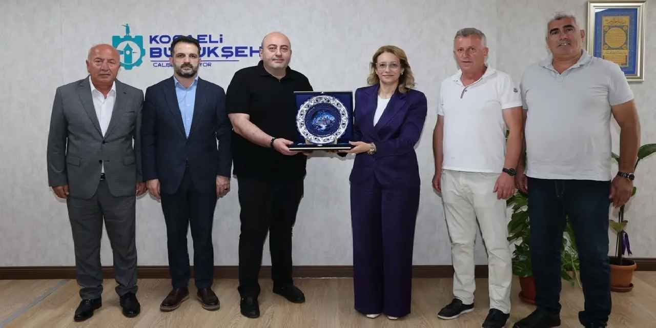 Gürcistan Kutaisi heyetinden Kocaeli Büyükşehir’e ziyaret