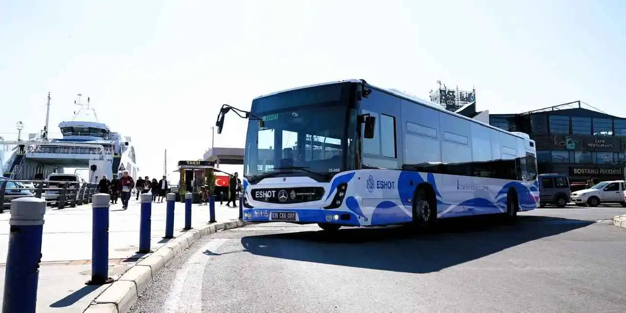 Zafer Bayramı’nda İzmir'de ulaşım yüzde 50 indirimli
