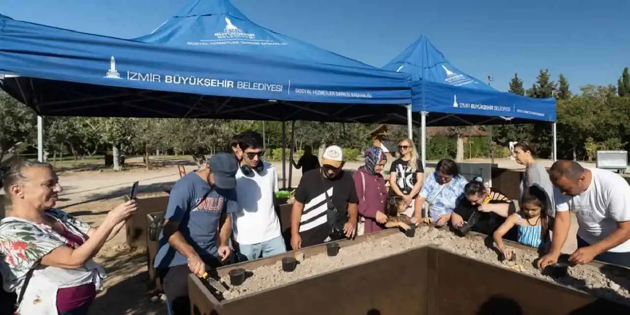 İzmir'de yeşil alanlar 103 etkinlikle buluşma noktası oldu