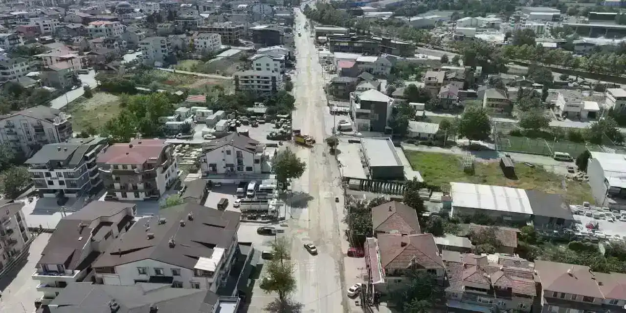 Kocaeli Başiskele’de üç ana cadde birden yenileniyor