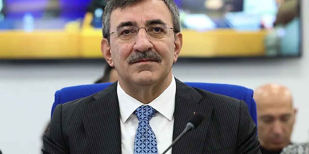 Girne açıklarındaki gemi kazasına Cevdet Yılmaz’dan açıklama... Her türlü desteği sağlıyoruz