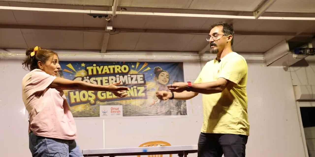 Çiğli’de Mahalle Tiyatro Günleri yüzlerce çocukla buluştu