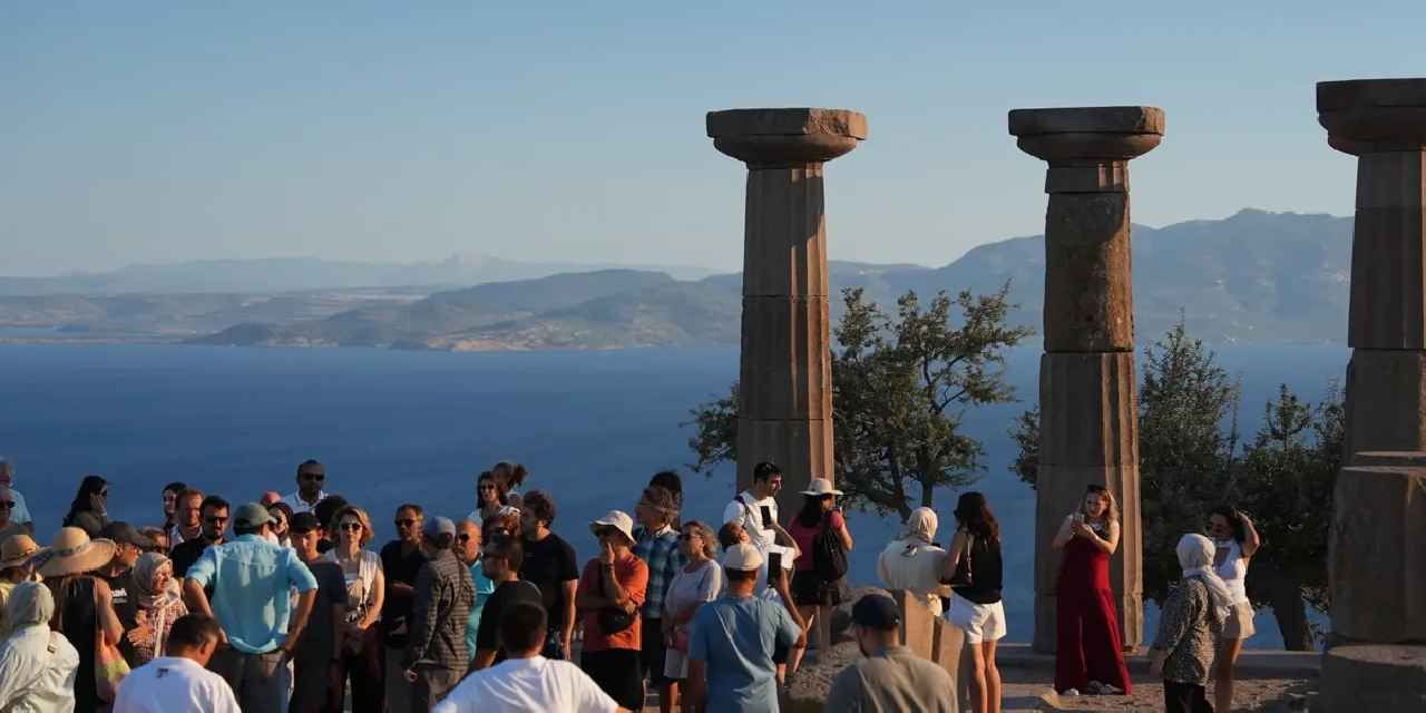 Çanakkale Kültür Yolu'nda Assos'un izleri arkeologlarla incelendi