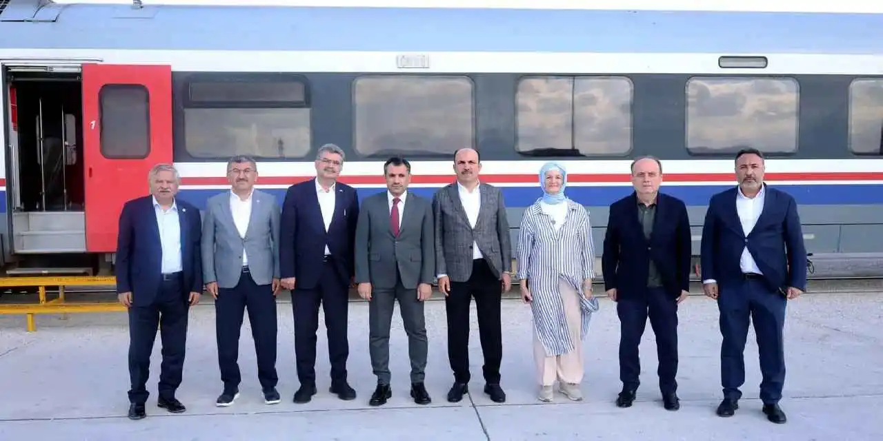 Konya Milletvekilleri raylı sistemleri yakından inceledi