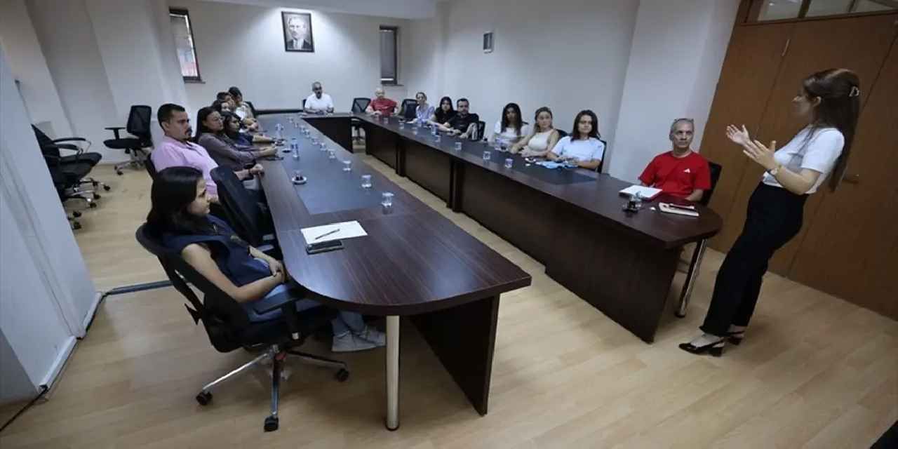 Denizli’de eğitim mesaisi hız kesmiyor