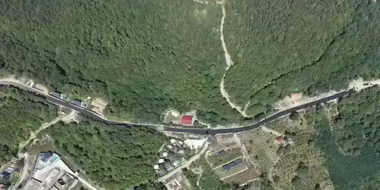 Sakara Sapanca’da Büyükşehir'den seri asfalt çalışmaları