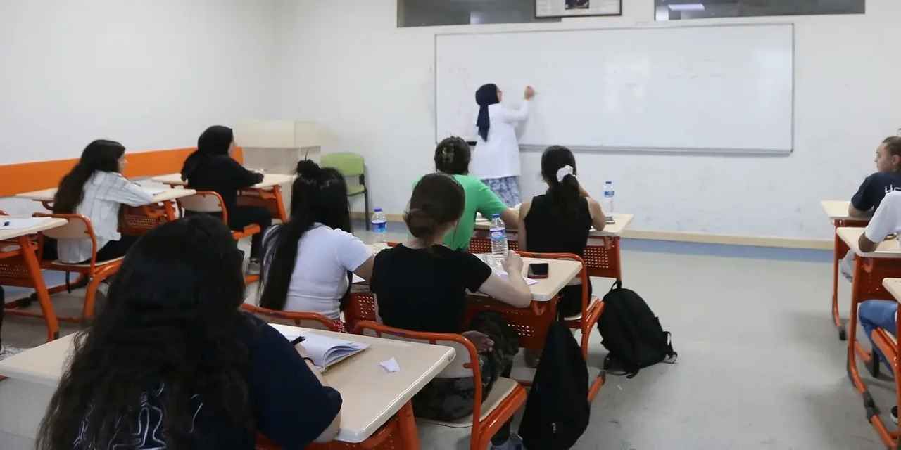 Gaziantep’te öğrencilere eğitim ve destek seferberliği