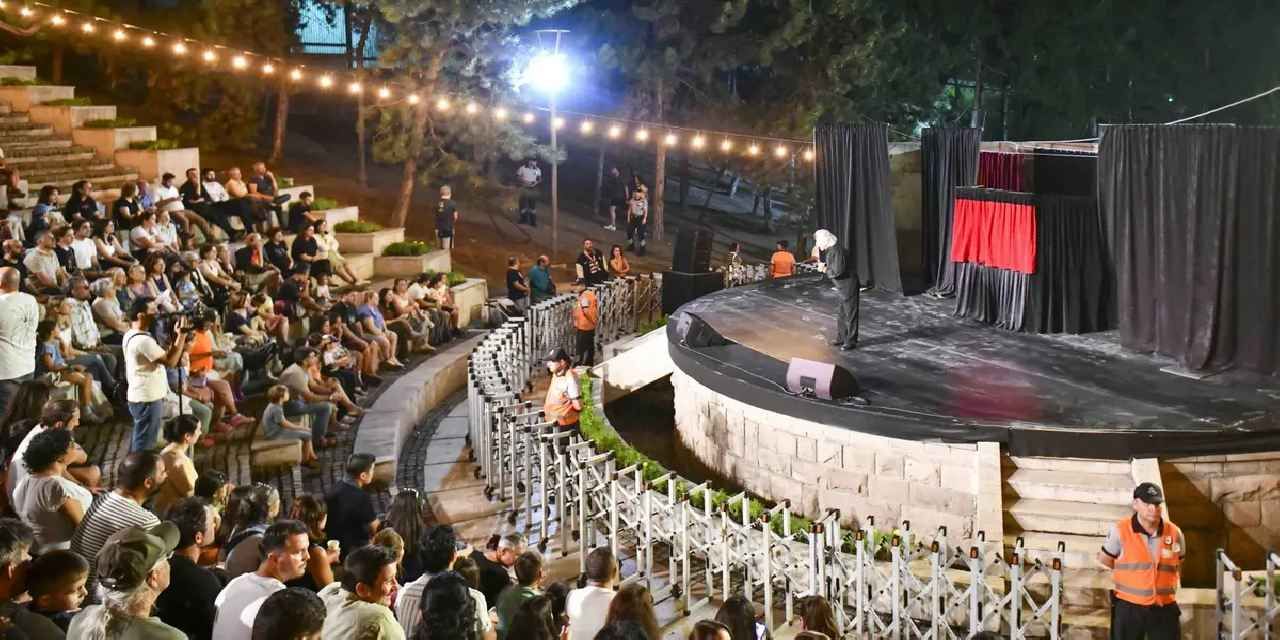 Ankara’da Seğmenler Parkı kültür ve sanatla doluyor