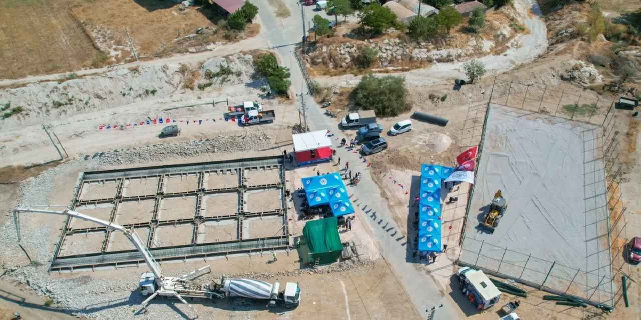 Milas’ta Bahçeburun Mahallesi’ne çok amaçlı sosyal alan geliyor