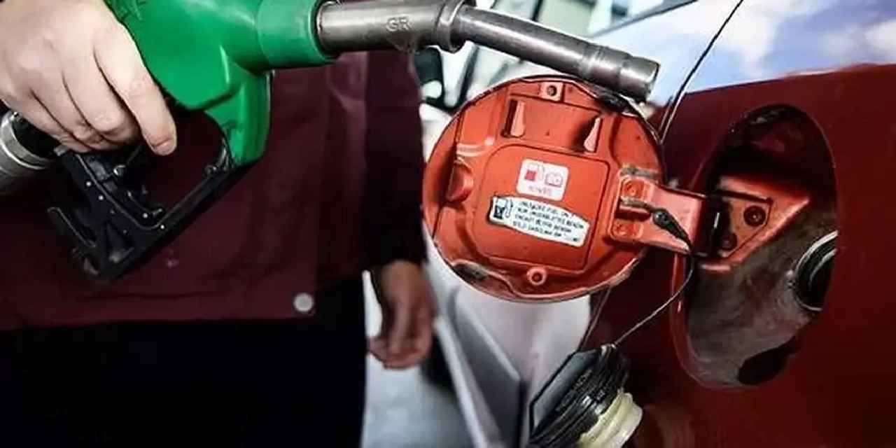 Tüpraş'tan Benzin Zammı: 2,47 TL'lik Şok