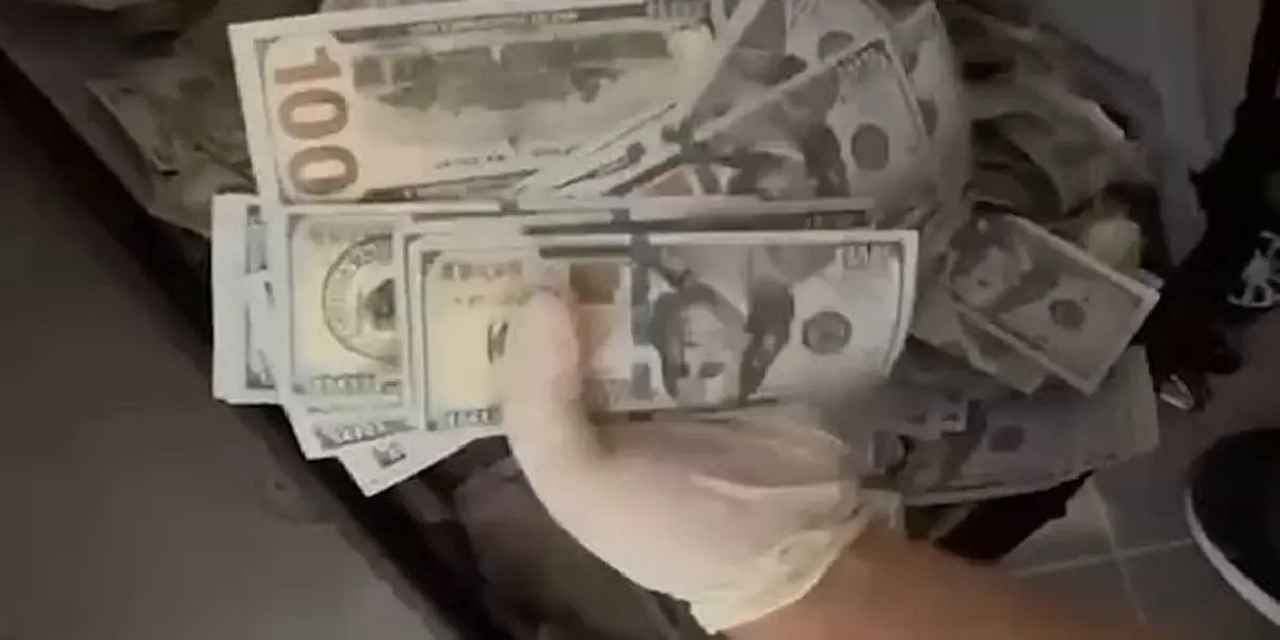Esenyurt’ta sahte dolar operasyonu!