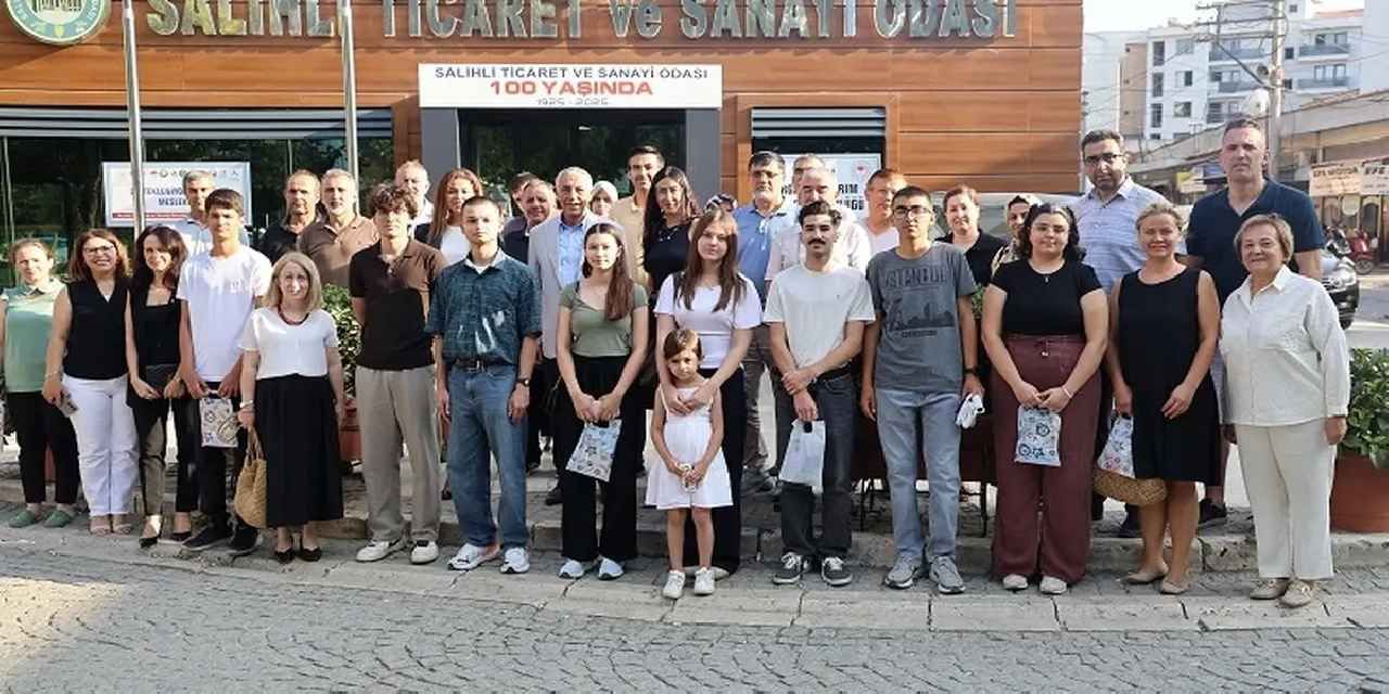 Salihli TSO, başarılı öğrencileri ödüllendirdi