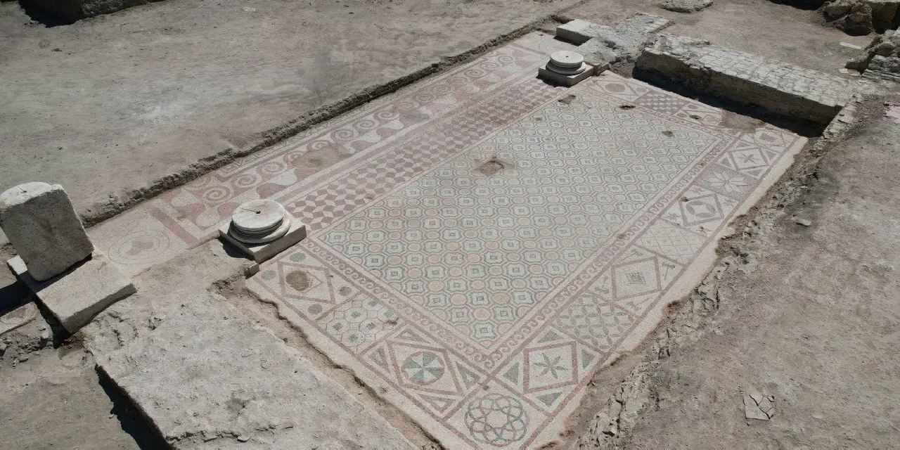 Pompeiopolis’te 105 metrekarelik mozaik bulundu