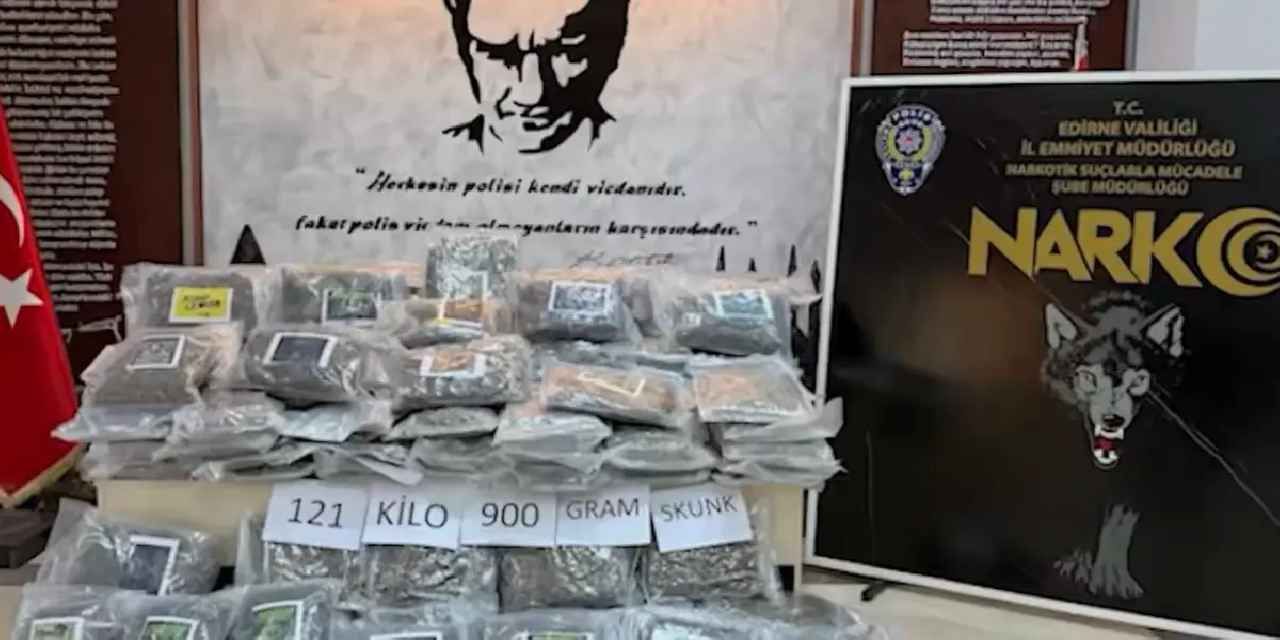 71 ilde uyuşturucu operasyonu! 2,3 ton uyuşturucu ve 4 milyon hap ele geçirildi