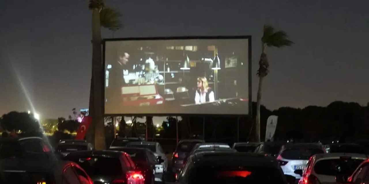 Yeniden Sinematek Arabada Film Keyfi ile nostalji rüzgarı