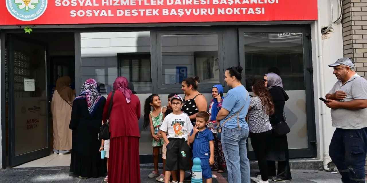 Manisa Şehir Kartı ile 10 bin öğrenciye 30 milyon TL’lik eğitim desteği