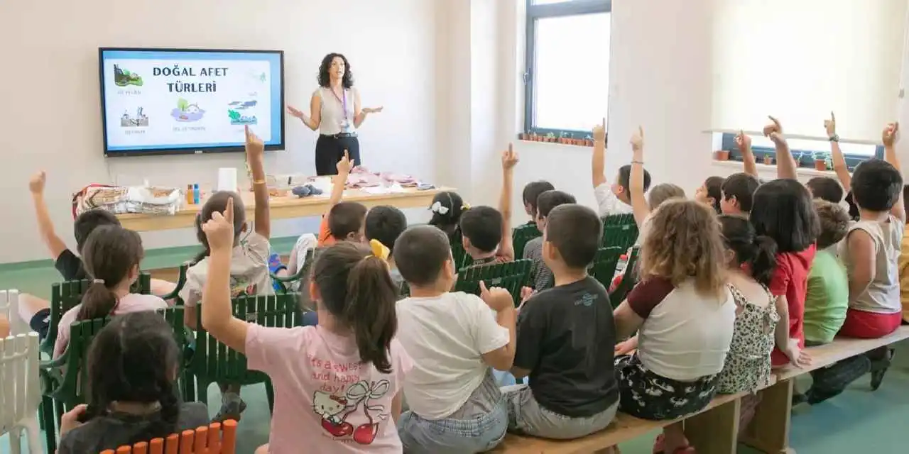 Mersin Silifke’de çocuklara afet farkındalığı eğitimi