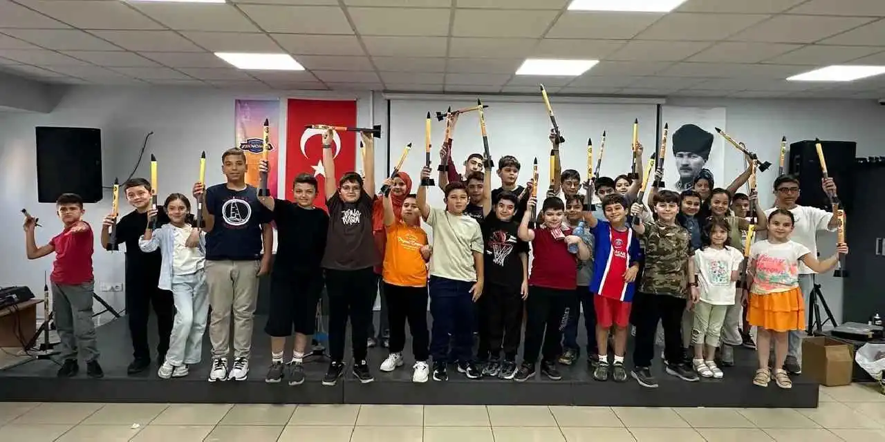 Geleceğin uzay mühendisleri Keçiören'de yetişiyor