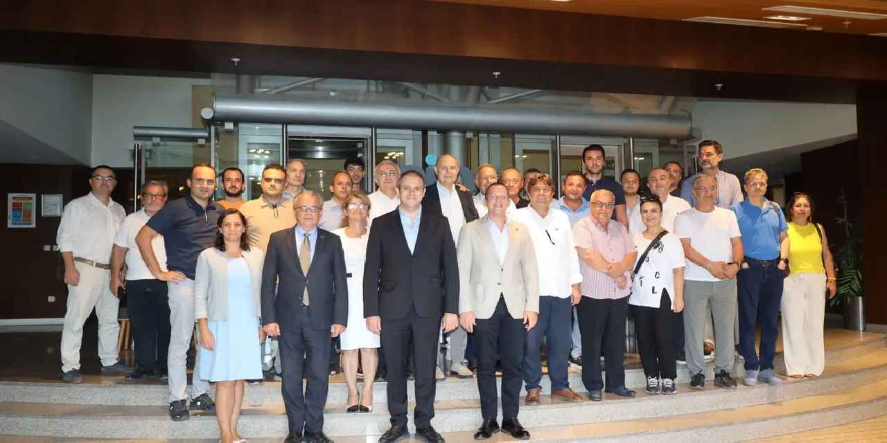 Uzakdoğu ülkelerine kuru incirimizi sevdirdik