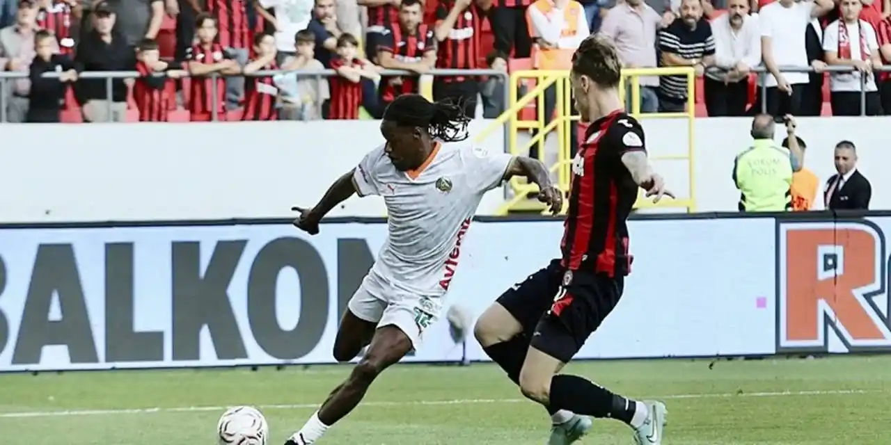Arca Çorum FK 1-2 Corendon Alanyaspor (Maç Sonucu)