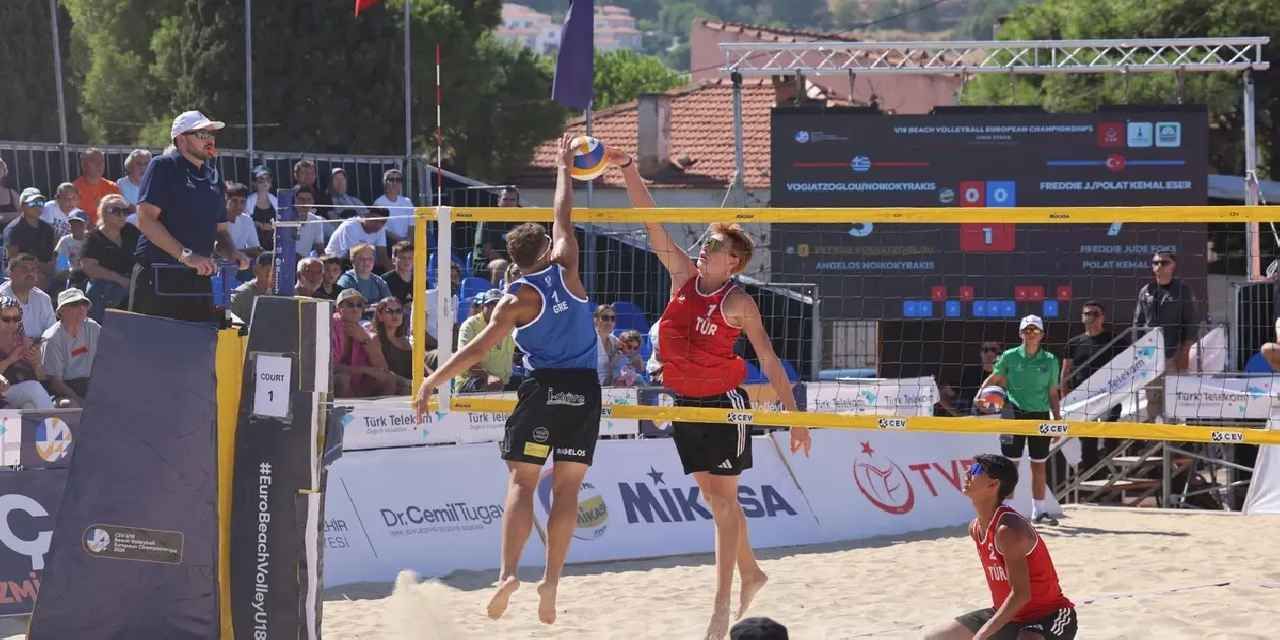İzmir Foça'da yarı finalistler belli oldu