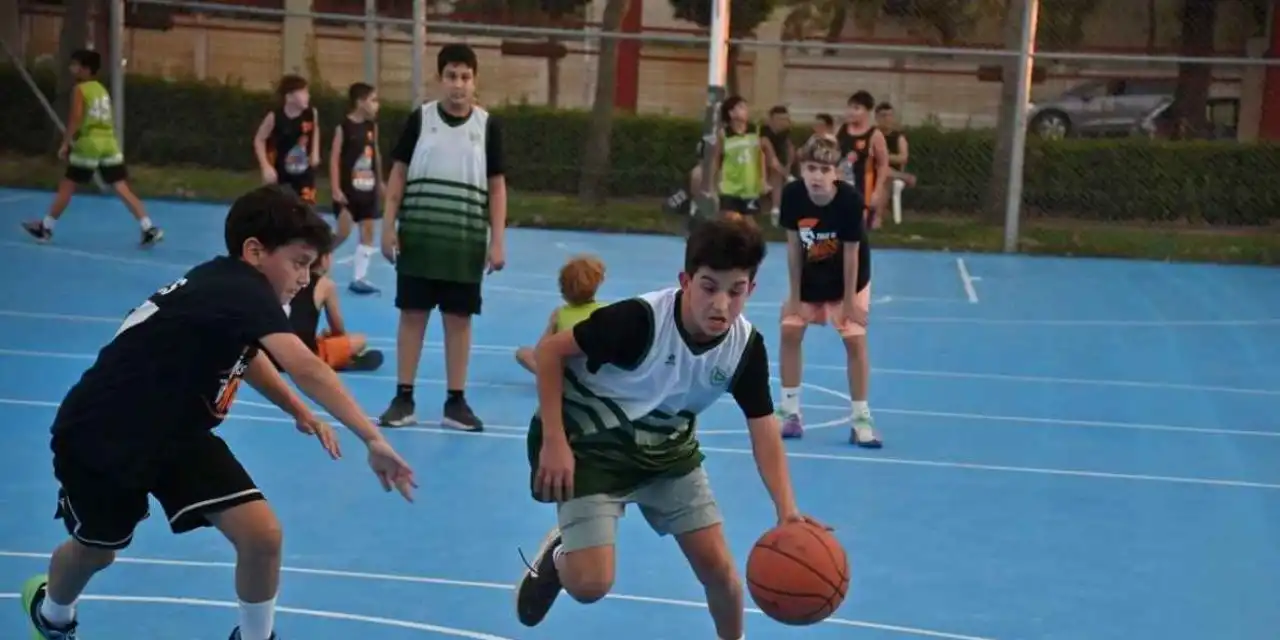 Manisa'da 46 takım, 200 sporcu Atatürk Kent Parkı’nda buluştu