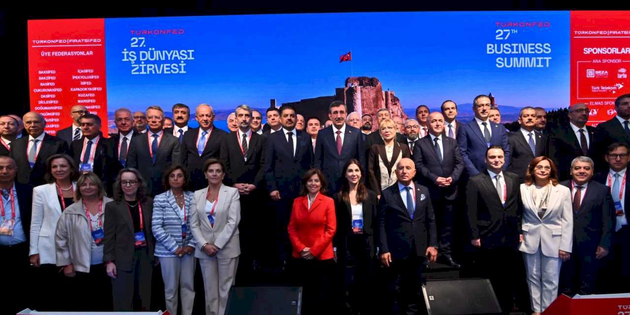 Elazığ zirvesinde bölgesel kalkınma mesajı verildi