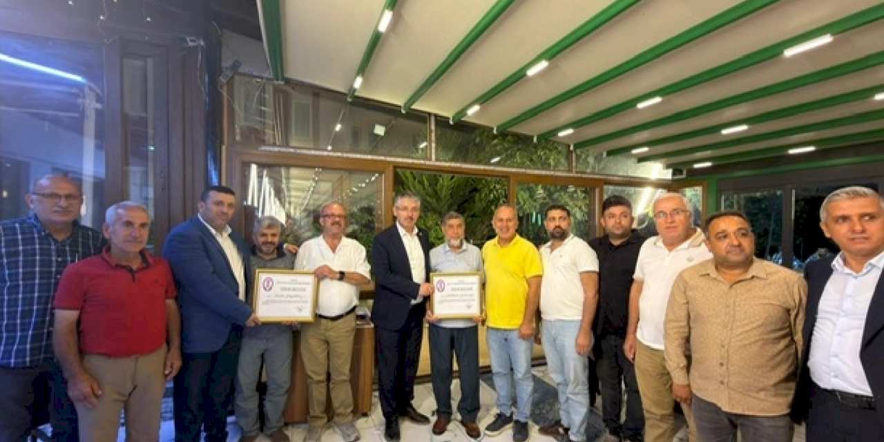 Şaban Çopuroğlu İskenderun'da esnaf ve gençlerle buluştu