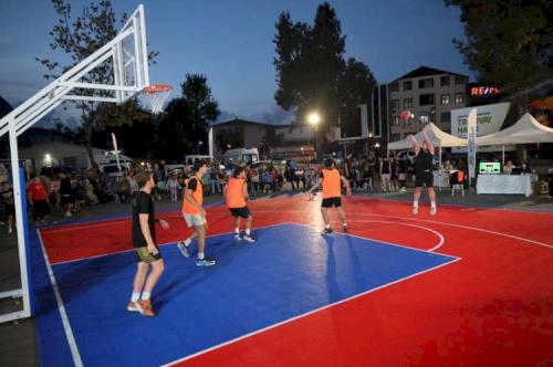 Sakarya sokak basketbolu turnuvasında parkeler inledi