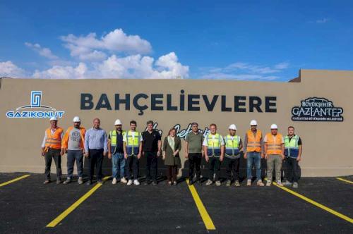 Gaziantep'te Bahçelievler projesinin örnek daire tanıtımı yapıldı