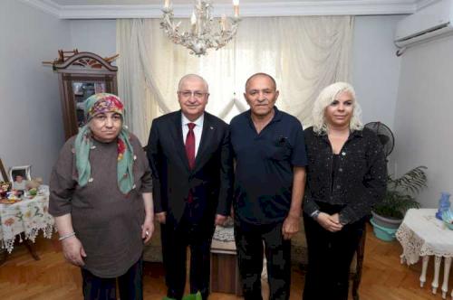 Bakan Güler İstanbul'da şehit ailesini yalnız bırakmadı