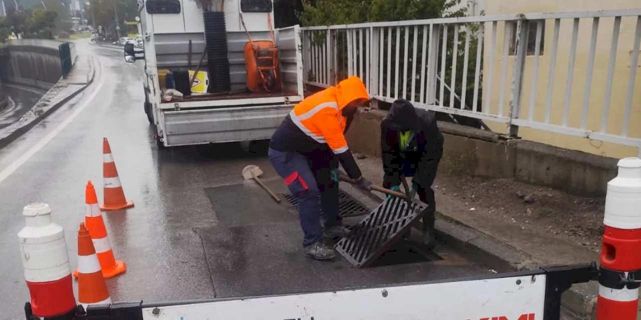 Kocaeli'nde belediye ekipleri yağışa karşı teyakkuzda