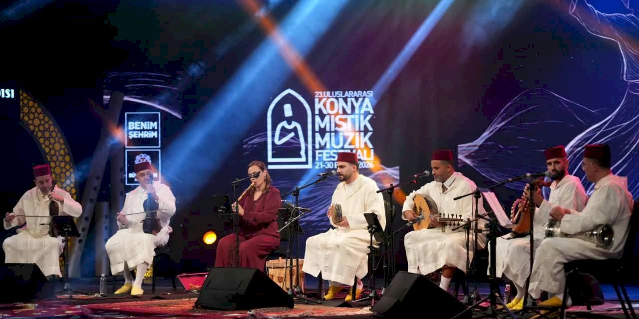 Konya'da uluslararası mistik müzik festivali sürüyor