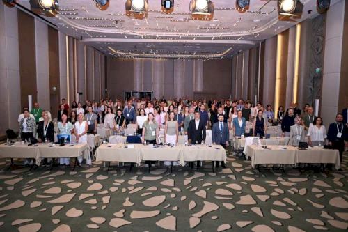 Çeşme'deki ortodonti kongresinde şeffaf plaklar ele alındı