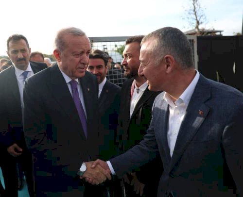 Kocaeli'li başpehlivan Cumhurbaşkanlığı Kupası'nda üçüncü oldu