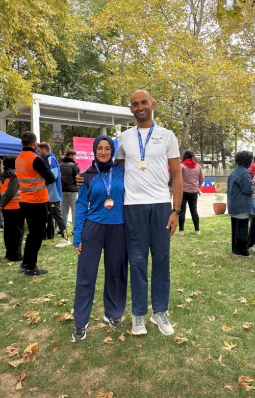 Depremzede sporcu kürekte Türkiye şampiyonu oldu