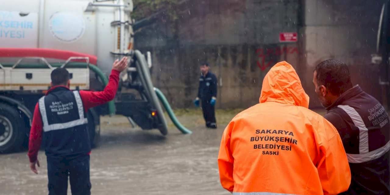 Sakarya tarihinin en şiddetli yağışını aldı