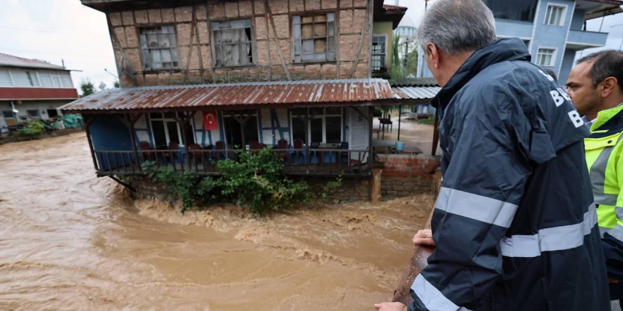 Karasu'daki sel felaketinin ardından yaralar sarılıyor