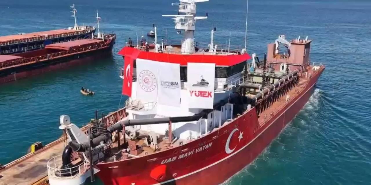 Yerli tarama gemisi UAB Mavi Vatan suya indirildi