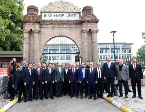 Genç kalemlerin hikaye maratonu Konya'da taçlandı