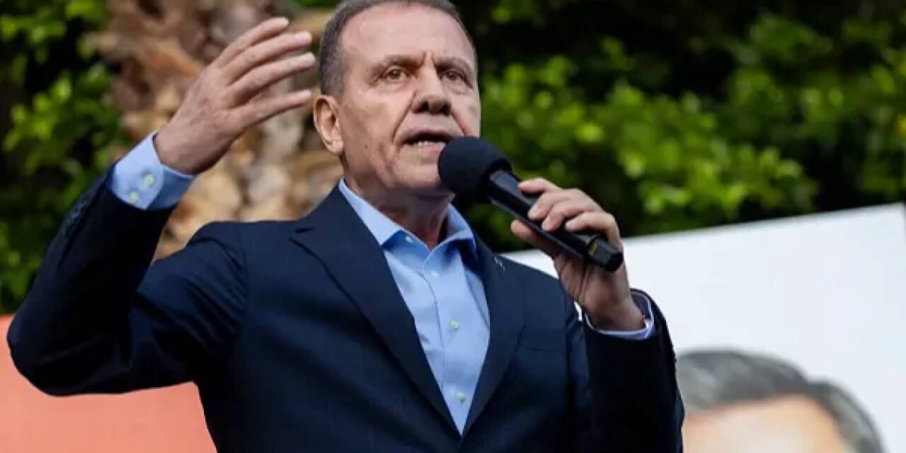 Mersin'de üç belediye başkanına yolsuzluk operasyonu