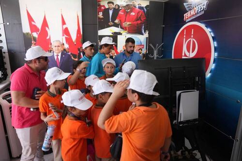 Keçiörenli gençlerin teknoloji projeleri TEKNOFEST Güneydoğu'da sergileniyor