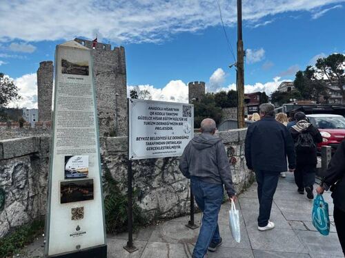 Maltepeli büyükler için özel tarih turu düzenlendi