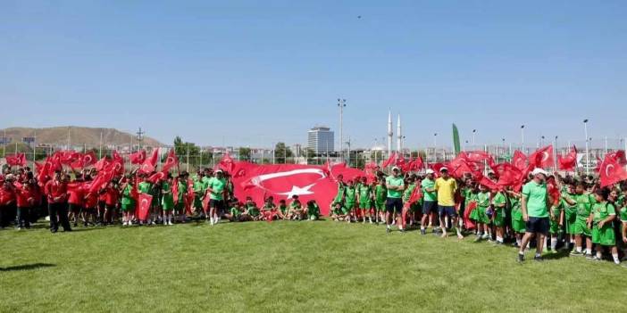 Kayseri Şeker'in yaz okulu 14'üncü kez kapılarını açtı