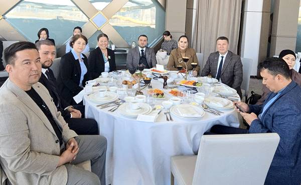 kazakistan-is-gelistirme-toplantisi.jpg