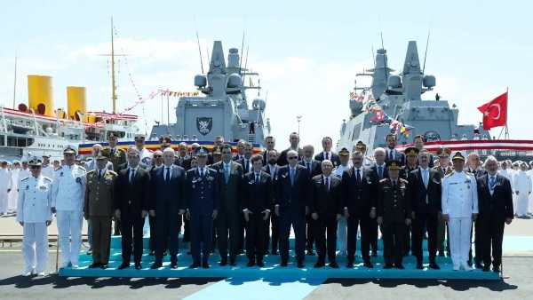 erdogan-duyurdu-romanya-ile-tarihi-anlasma.jpg