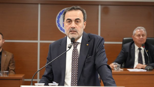 kto-meclis-toplantisi-baskan-selcuk-ozturk.jpg